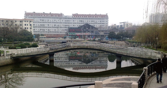 常州青口綠地景觀橋整體頂升工程